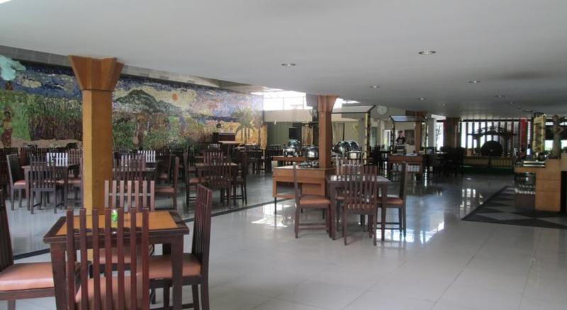 Lpp Convention Hotel Demangan Pakualaman Exterior photo