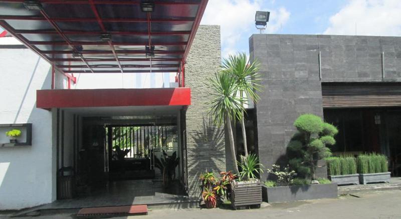 Lpp Convention Hotel Demangan Pakualaman Exterior photo